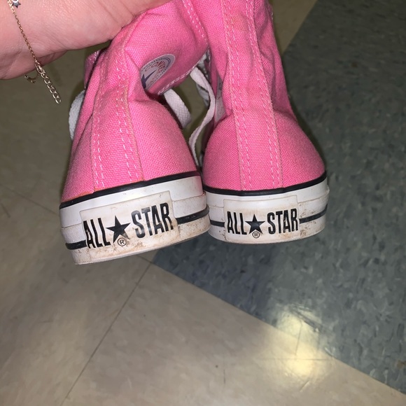 Converse - Picture 3 of 4